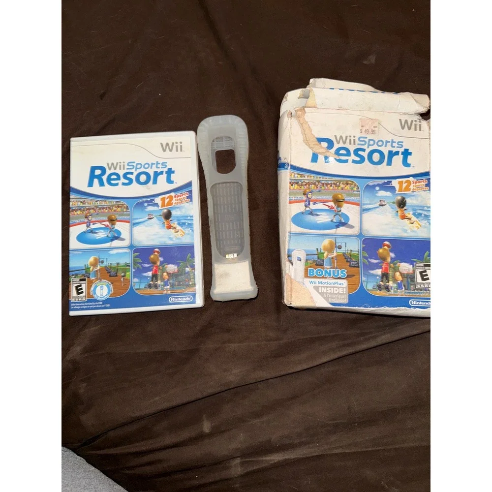 Nintendo Wii Sports Resort with Wii MotionPlus Adapter and Jacket Bundle